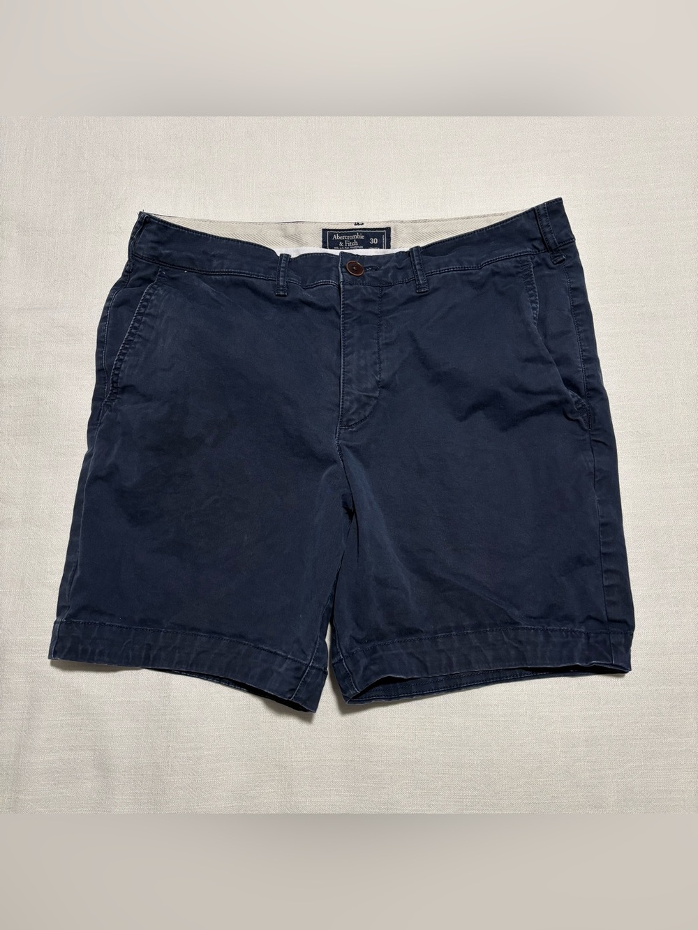 Men’s Abercrombie & Fitch 6” Stretch Chino Shorts | Navy Blue | Size 30